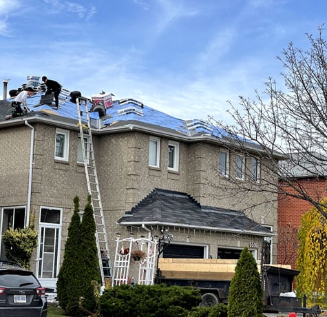 Replacing Asphalt Shingles in Richmond Hill